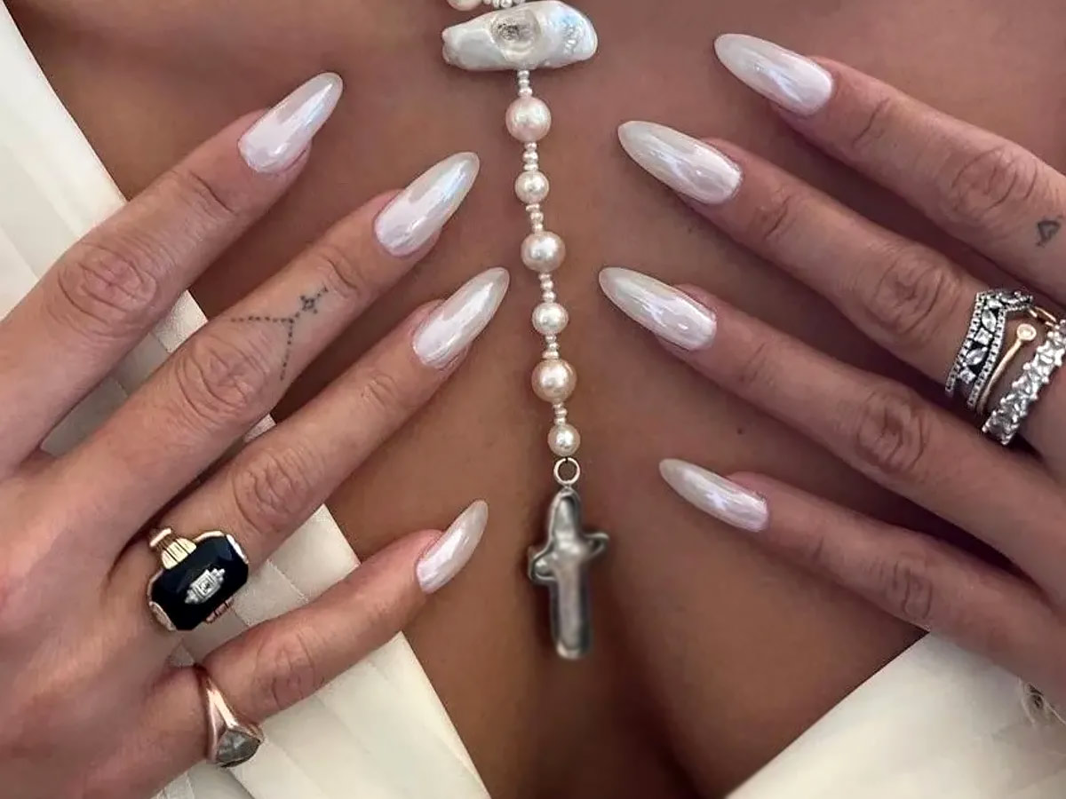 The Top Nail Trends For Fall Are All About Grunge Or Glitz.