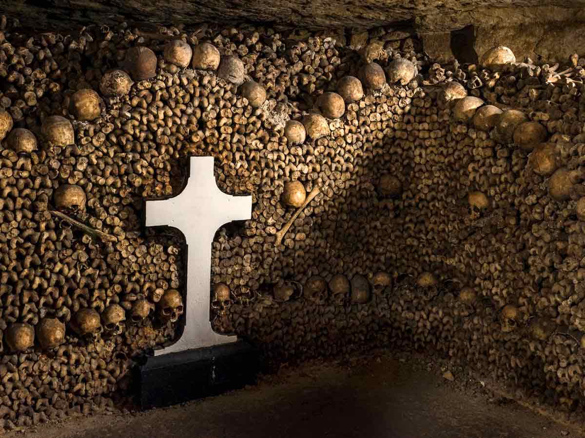 ,Catacombs france  ,Weird places in the world ,Restricted places ,Fly geyser usa ,The causeway Ireland Thor’s well, Bermuda triangle, Pamukkale  ,Lake natron tanzian ,Giant crystal ,Eternal flame fall ,Magnetic hills
