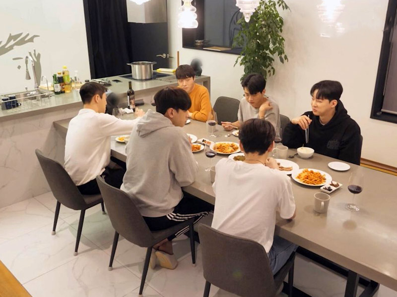 His Man Korea's First Dating reality show